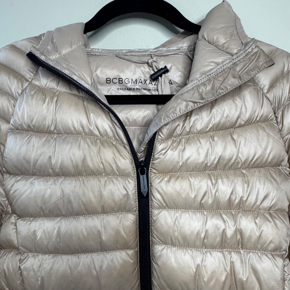 BCBG MAXAZRIA Champagne Puffer Jacket Womens S Hooded Packable Down BCBGMAXAZRIA - Picture 3 of 12